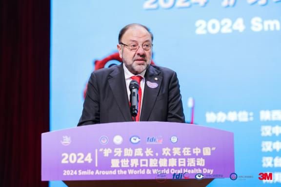 FDI President-elect celebrates World Oral Health Day and the Smile ...